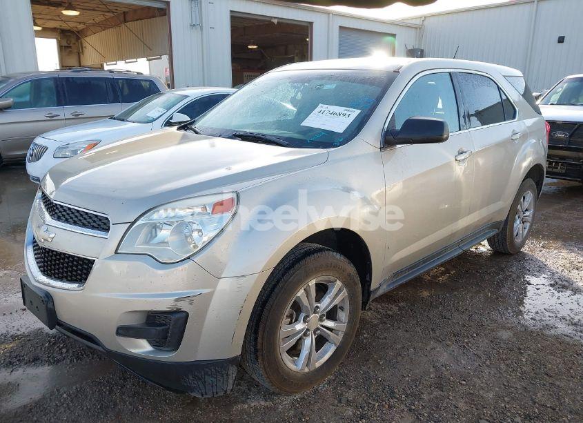 Photo 2 of 2014 Chevrolet Equinox LS (VIN 1GNALAEK4EZ103847)