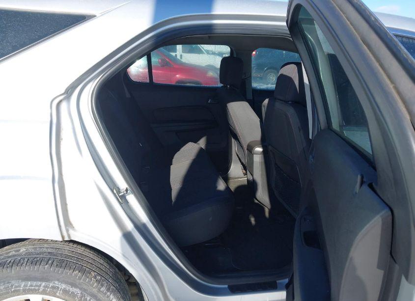 Photo 8 of 2014 Chevrolet Equinox LS (VIN 1GNALAEK5EZ117093)