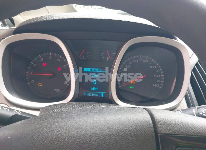 Photo 7 of 2015 Chevrolet Equinox LS (VIN 1GNALAEK5FZ118116)