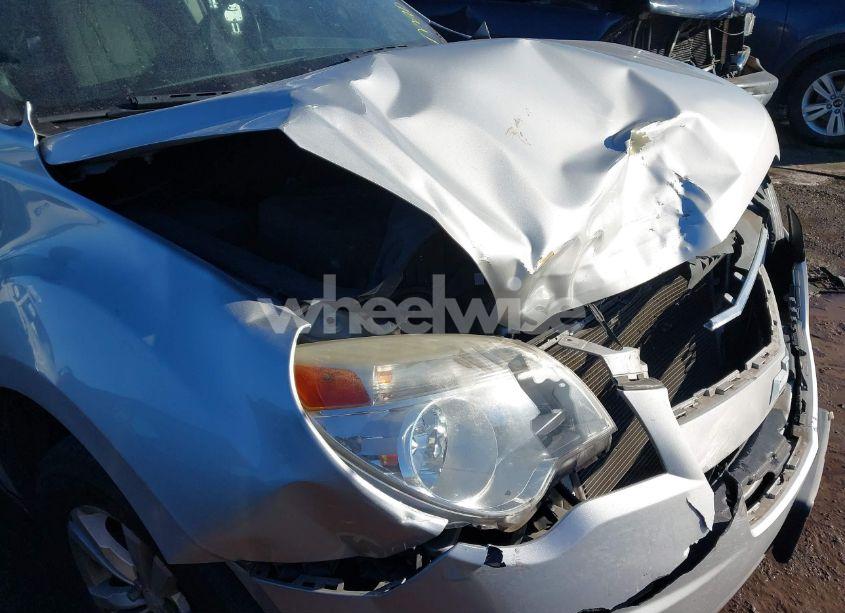 Photo 12 of 2014 Chevrolet Equinox LS (VIN 1GNALAEK6EZ113361)