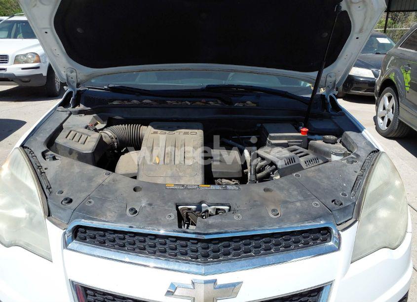 Photo 10 of 2014 Chevrolet Equinox LS (VIN 1GNALAEK6EZ130211)