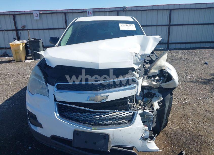 Photo 12 of 2015 Chevrolet Equinox LS (VIN 1GNALAEK6FZ100143)