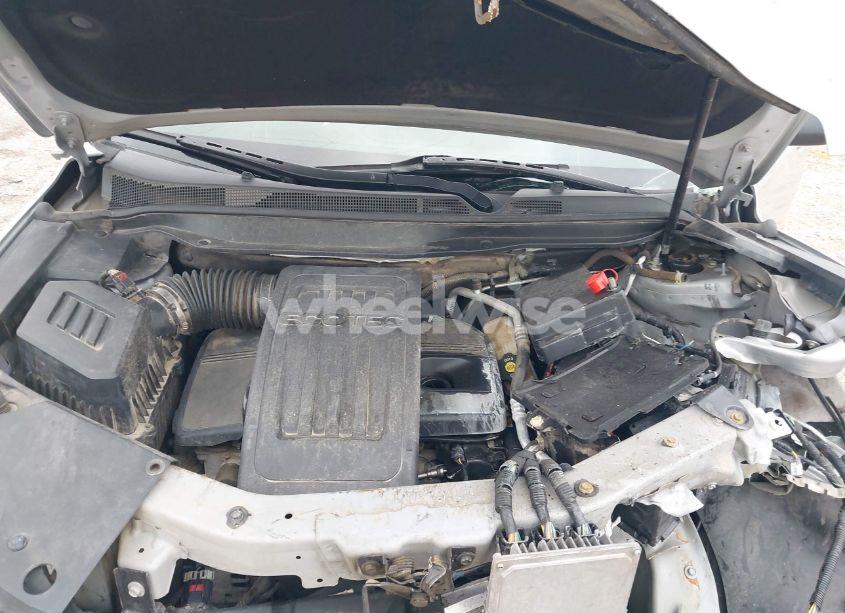 Photo 10 of 2015 Chevrolet Equinox LS (VIN 1GNALAEK6FZ132235)