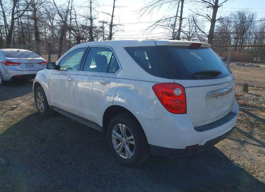 Photo 3 of 2014 Chevrolet Equinox LS (VIN 1GNALAEK7EZ132095)