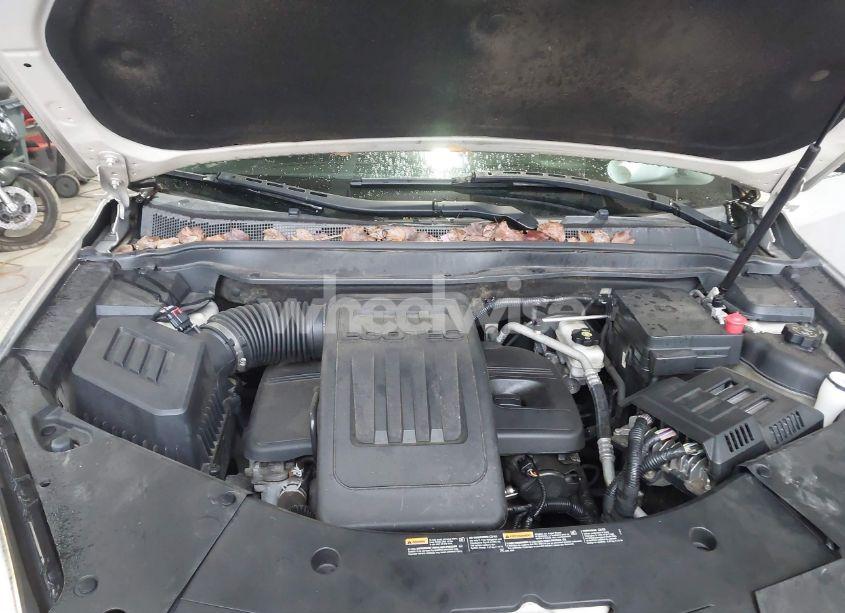 Photo 10 of 2015 Chevrolet Equinox LS (VIN 1GNALAEK7FZ103195)