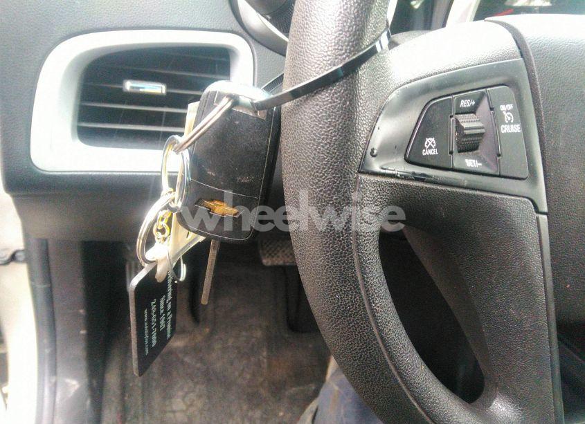 Photo 11 of 2014 Chevrolet Equinox LS (VIN 1GNALAEK8EZ113345)