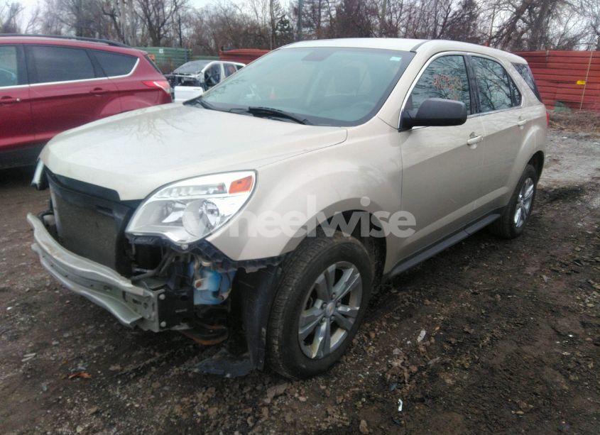 Photo 2 of 2014 Chevrolet Equinox LS (VIN 1GNALAEK8EZ113345)