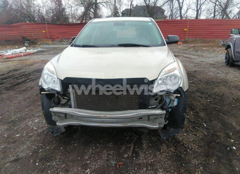 Photo 6 of 2014 Chevrolet Equinox LS (VIN 1GNALAEK8EZ113345)