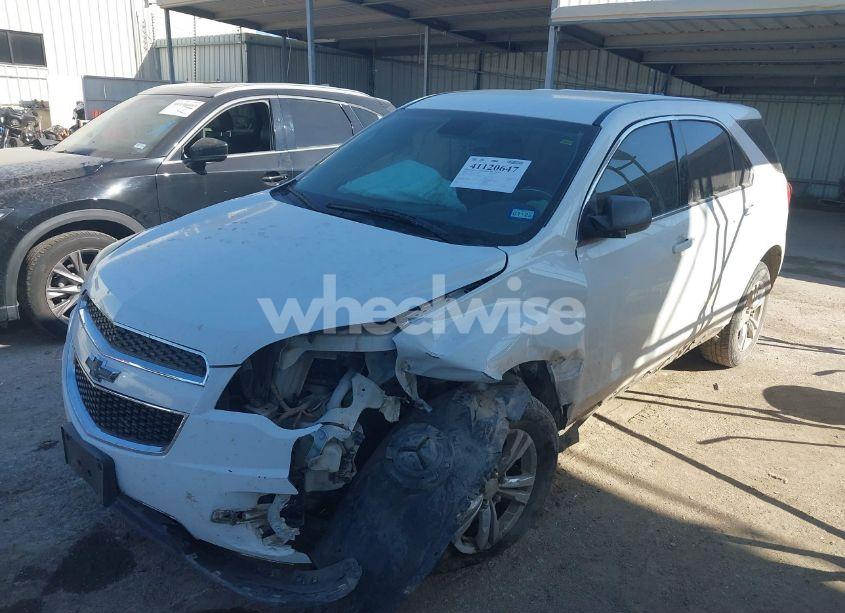 Photo 2 of 2014 Chevrolet Equinox LS (VIN 1GNALAEK8EZ116200)