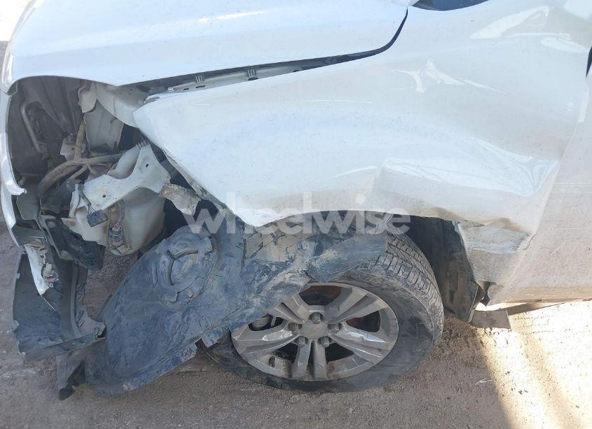 Photo 6 of 2014 Chevrolet Equinox LS (VIN 1GNALAEK8EZ116200)