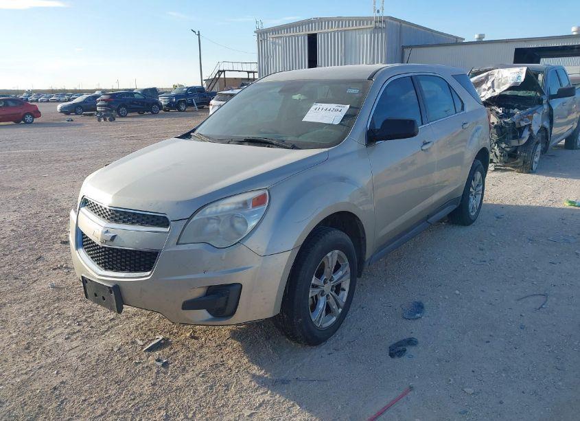 Photo 2 of 2014 Chevrolet Equinox LS (VIN 1GNALAEK9EZ127772)