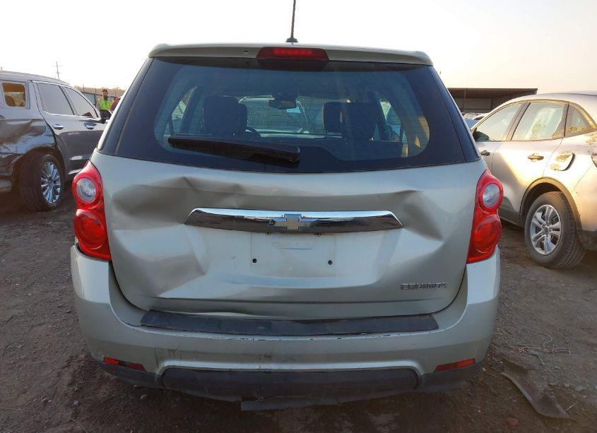 Photo 16 of 2015 Chevrolet Equinox LS (VIN 1GNALAEKXFZ141164)