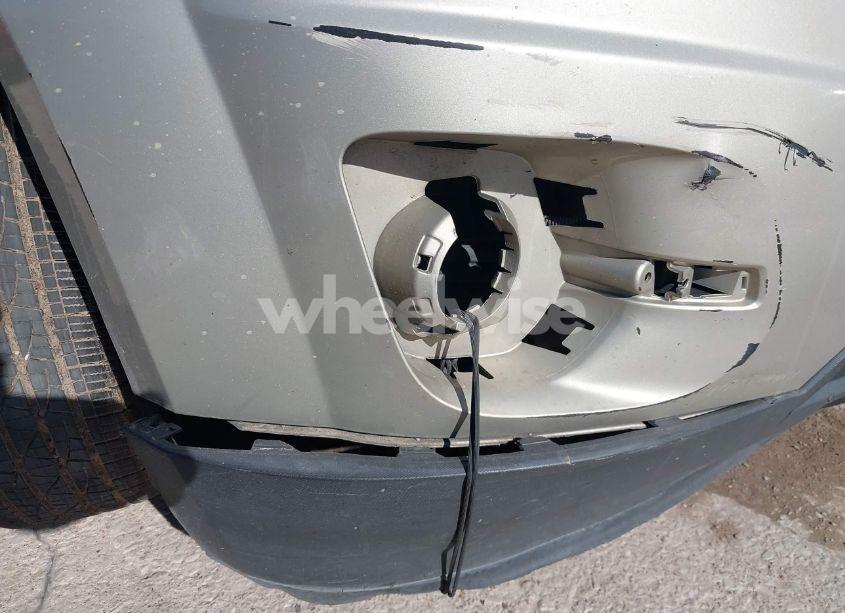 Photo 14 of 2015 Chevrolet Equinox LS (VIN 1GNALAEKXFZ142069)