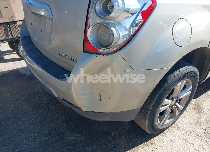 Photo 6 of 2015 Chevrolet Equinox LS (VIN 1GNALAEKXFZ142069)