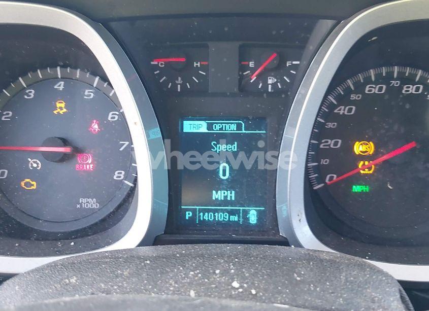 Photo 7 of 2015 Chevrolet Equinox LS (VIN 1GNALAEKXFZ142069)