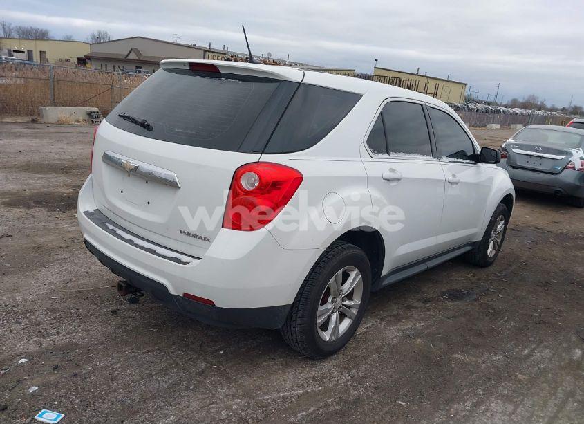 Photo 4 of 2013 Chevrolet Equinox LS (VIN 1GNALBEK1DZ124594)