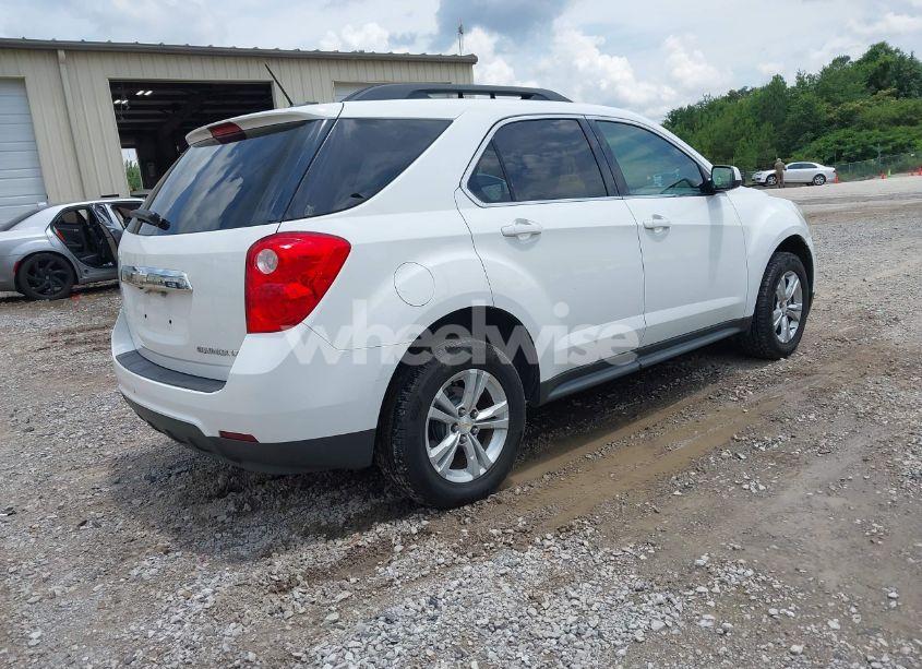 Photo 4 of 2015 Chevrolet Equinox 1LT (VIN 1GNALBEK1FZ120192)