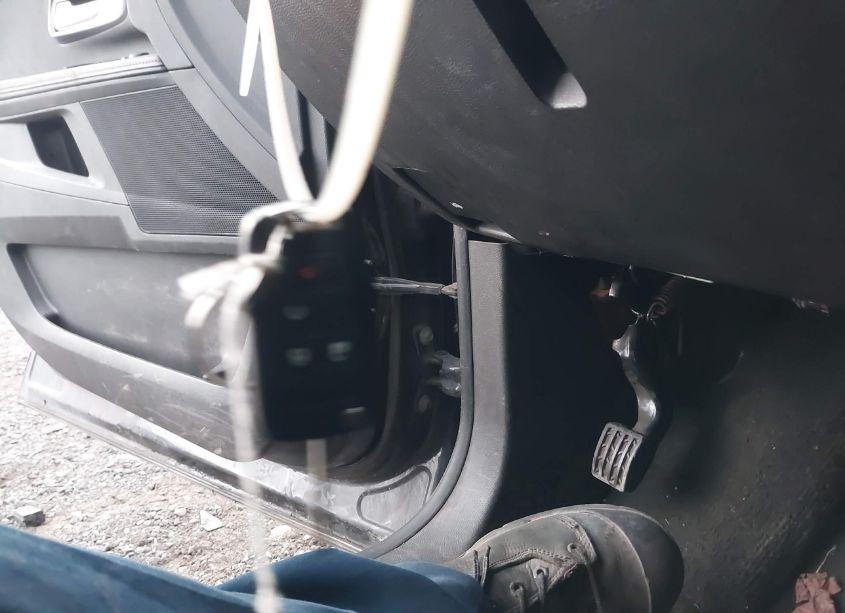 Photo 11 of 2015 Chevrolet Equinox 1LT (VIN 1GNALBEK1FZ141821)