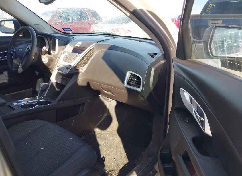 Photo 5 of 2013 Chevrolet Equinox LS (VIN 1GNALBEK2DZ111885)