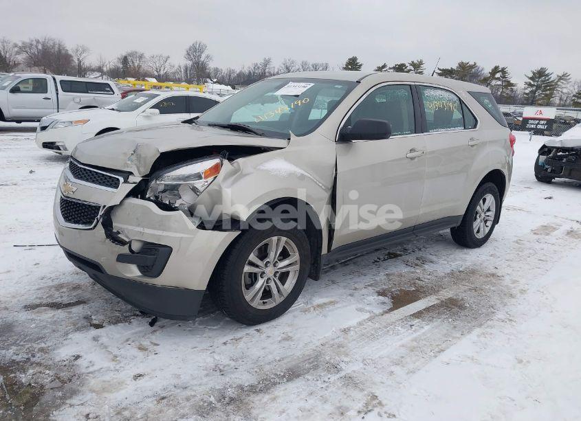 Photo 2 of 2013 Chevrolet Equinox LS (VIN 1GNALBEK2DZ112812)