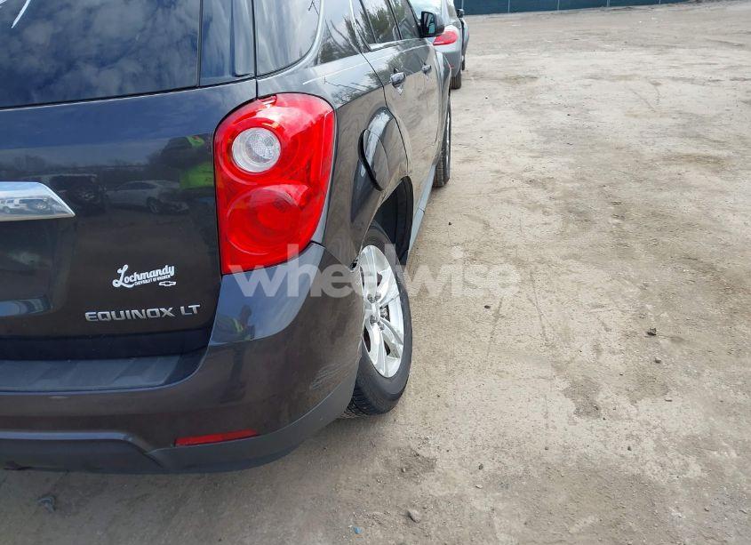 Photo 6 of 2015 Chevrolet Equinox 1LT (VIN 1GNALBEK2FZ133808)