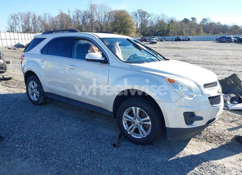 2015 Chevrolet Equinox 1LT (VIN 1GNALBEK2FZ140788) main photo