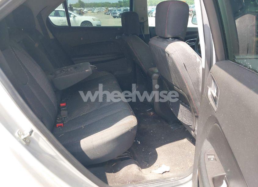 Photo 8 of 2016 Chevrolet Equinox LS (VIN 1GNALBEK2GZ104097)