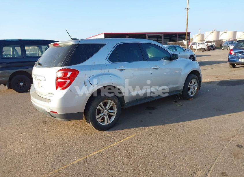 Photo 4 of 2016 Chevrolet Equinox LS (VIN 1GNALBEK2GZ106450)