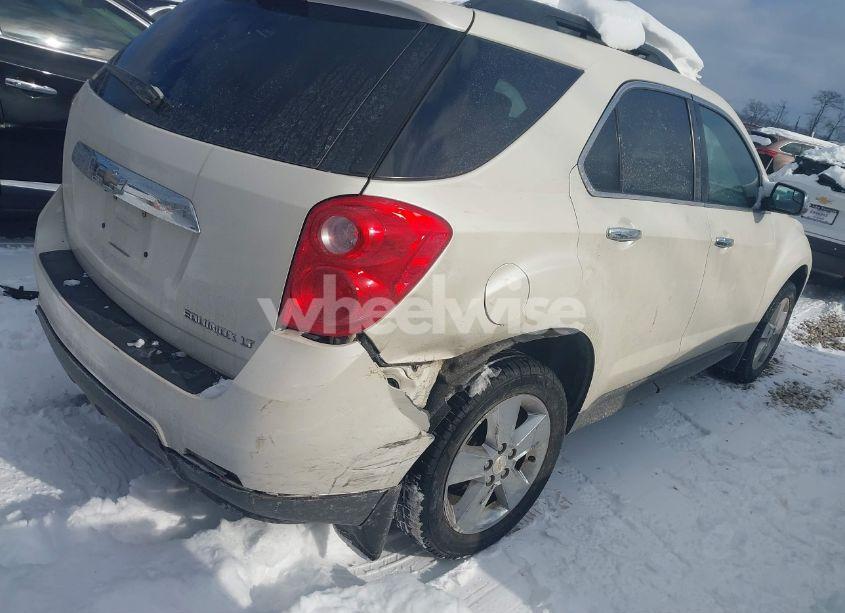 Photo 4 of 2014 Chevrolet Equinox 1LT (VIN 1GNALBEK3EZ122265)
