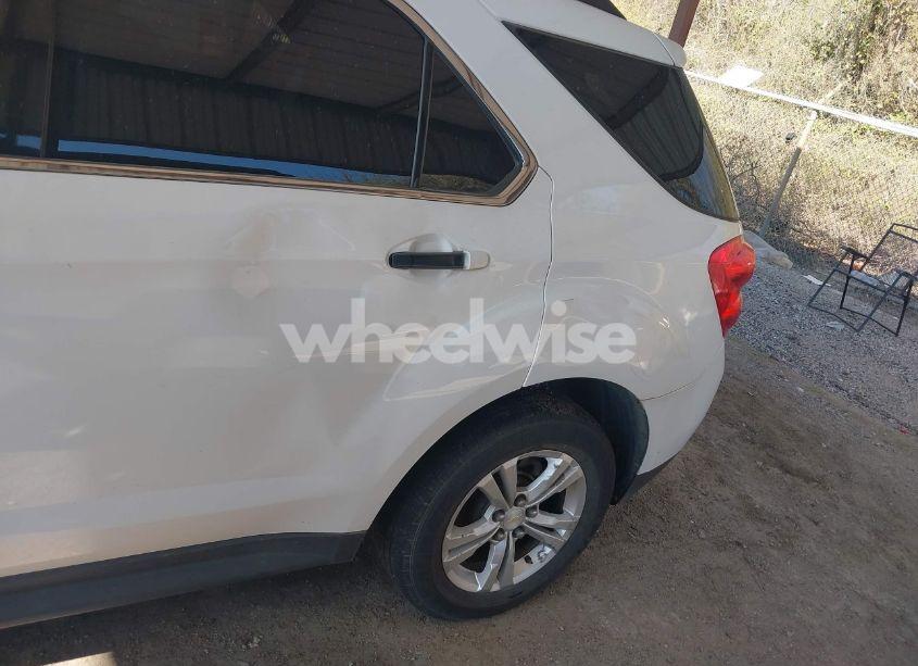 Photo 12 of 2014 Chevrolet Equinox 1LT (VIN 1GNALBEK3EZ126140)