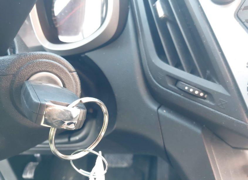 Photo 11 of 2015 Chevrolet Equinox 1LT (VIN 1GNALBEK3FZ130304)