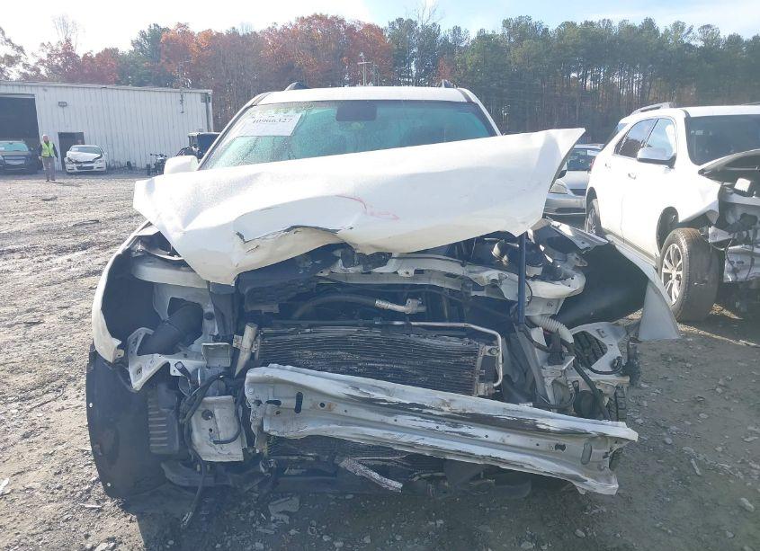 Photo 12 of 2015 Chevrolet Equinox 1LT (VIN 1GNALBEK3FZ130304)