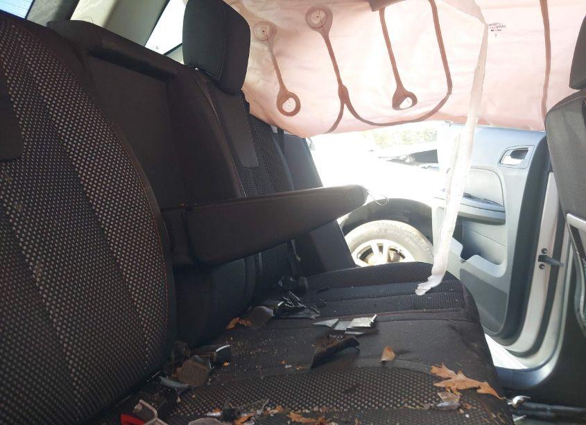 Photo 8 of 2015 Chevrolet Equinox 1LT (VIN 1GNALBEK3FZ130304)