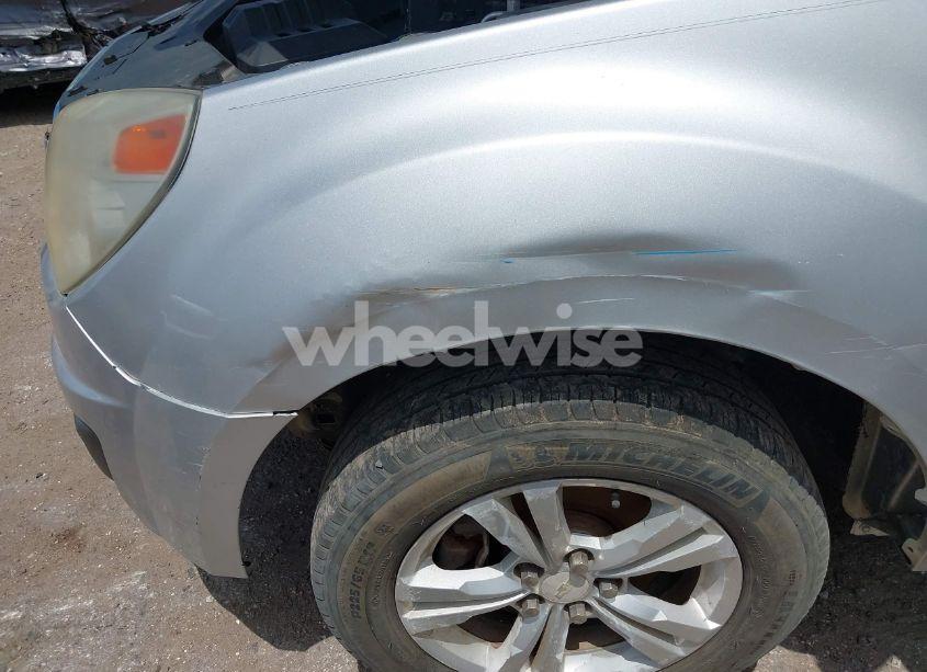 Photo 12 of 2013 Chevrolet Equinox LS (VIN 1GNALBEK4DZ112942)