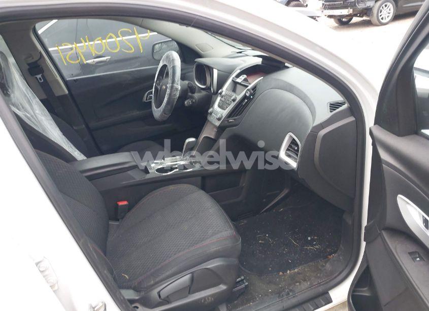 Photo 5 of 2013 Chevrolet Equinox LS (VIN 1GNALBEK4DZ114352)