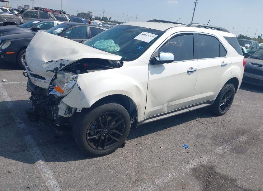 Photo 2 of 2014 Chevrolet Equinox 1LT (VIN 1GNALBEK4EZ101733)