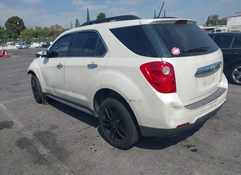 Photo 3 of 2014 Chevrolet Equinox 1LT (VIN 1GNALBEK4EZ101733)