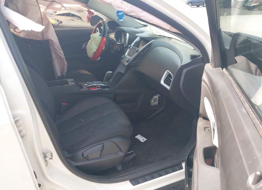 Photo 5 of 2014 Chevrolet Equinox 1LT (VIN 1GNALBEK4EZ101733)