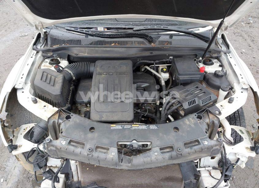 Photo 10 of 2015 Chevrolet Equinox 1LT (VIN 1GNALBEK4FZ131977)