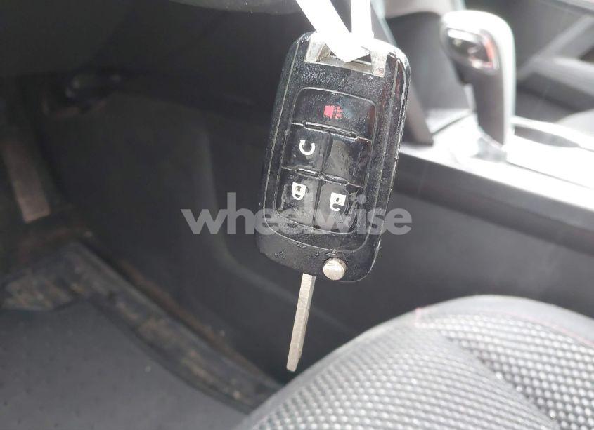 Photo 11 of 2015 Chevrolet Equinox 1LT (VIN 1GNALBEK4FZ131977)