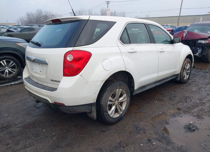 Photo 4 of 2013 Chevrolet Equinox LS (VIN 1GNALBEK5DZ118040)