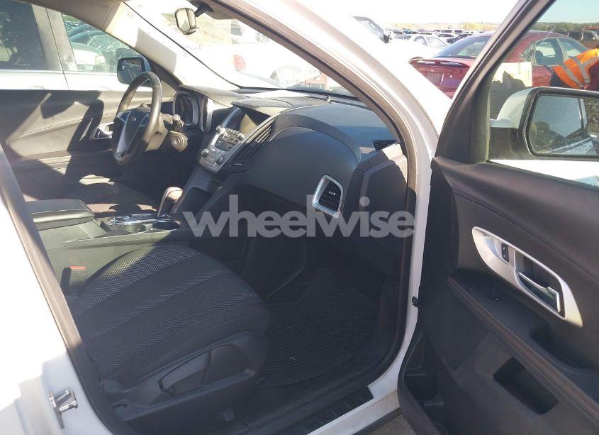 Photo 5 of 2014 Chevrolet Equinox 1LT (VIN 1GNALBEK5EZ112725)