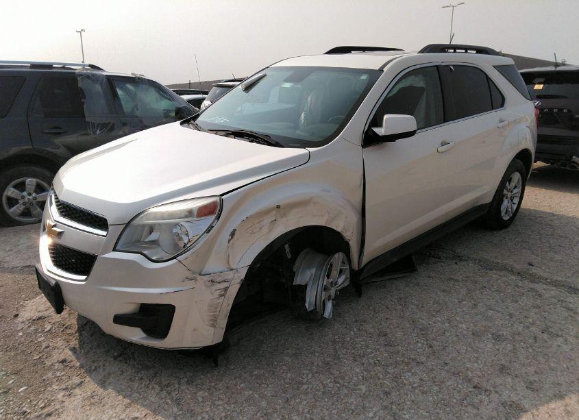 Photo 2 of 2014 Chevrolet Equinox 1LT (VIN 1GNALBEK5EZ136832)