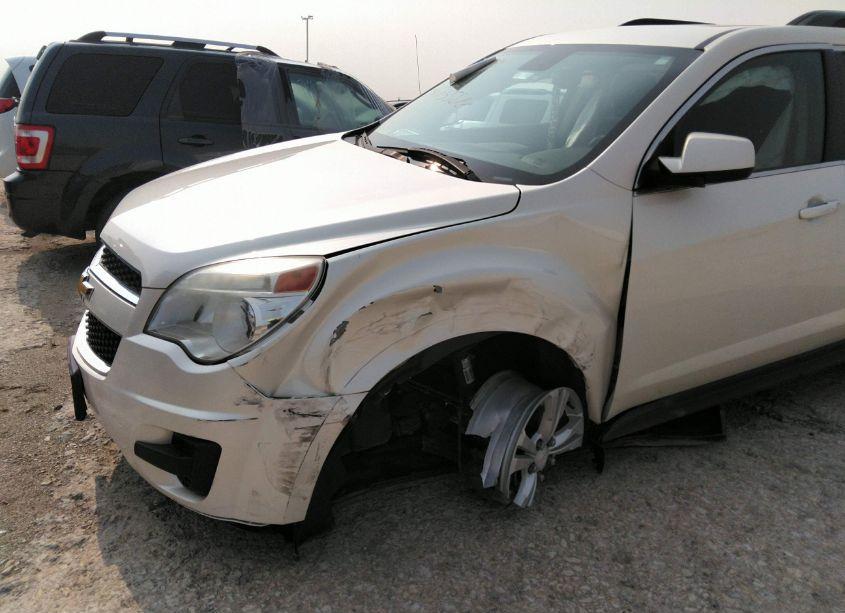 Photo 6 of 2014 Chevrolet Equinox 1LT (VIN 1GNALBEK5EZ136832)