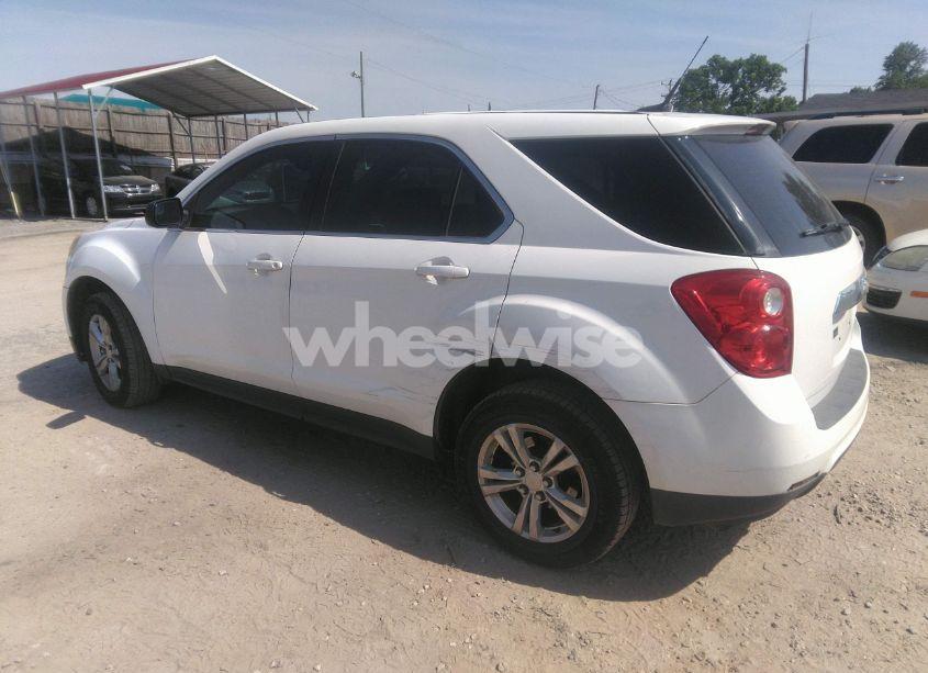Photo 3 of 2013 Chevrolet Equinox LS (VIN 1GNALBEK6DZ104356)