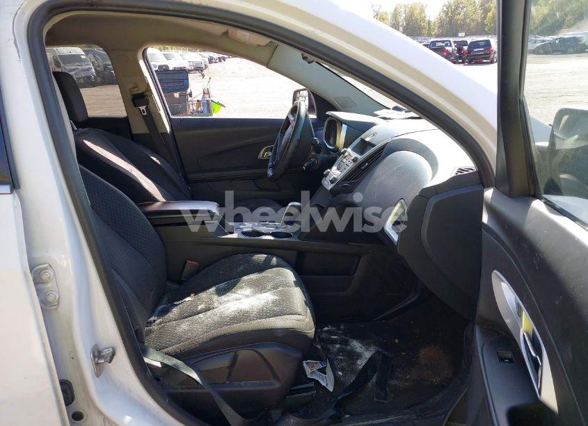 Photo 5 of 2013 Chevrolet Equinox LS (VIN 1GNALBEK6DZ131668)