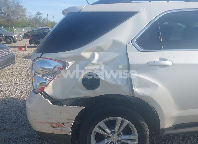 Photo 6 of 2015 Chevrolet Equinox 1LT (VIN 1GNALBEK6FZ134914)