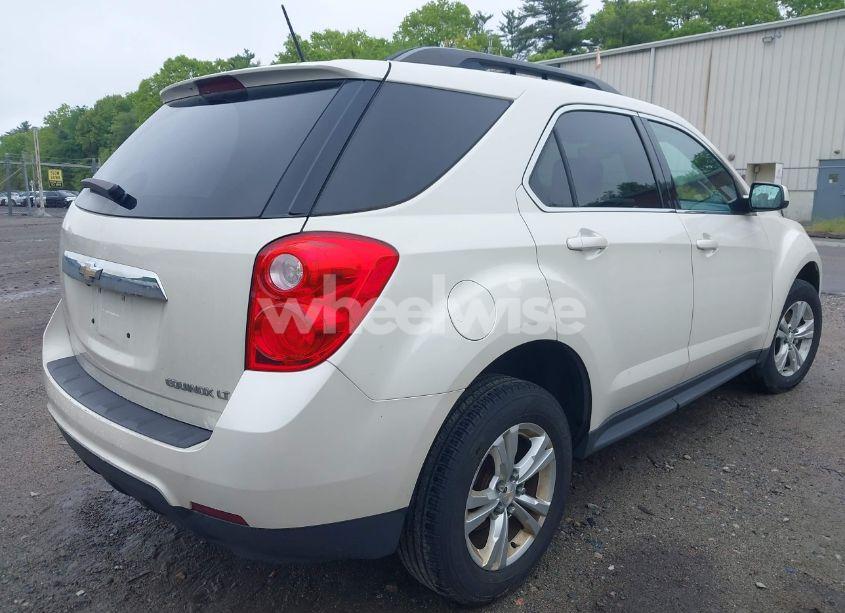 Photo 4 of 2015 Chevrolet Equinox 1LT (VIN 1GNALBEK6FZ136260)