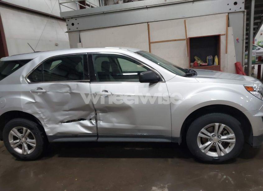 Photo 13 of 2016 Chevrolet Equinox LS (VIN 1GNALBEK6GZ101882)