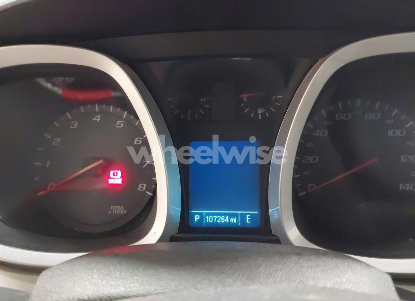 Photo 15 of 2016 Chevrolet Equinox LS (VIN 1GNALBEK6GZ101882)